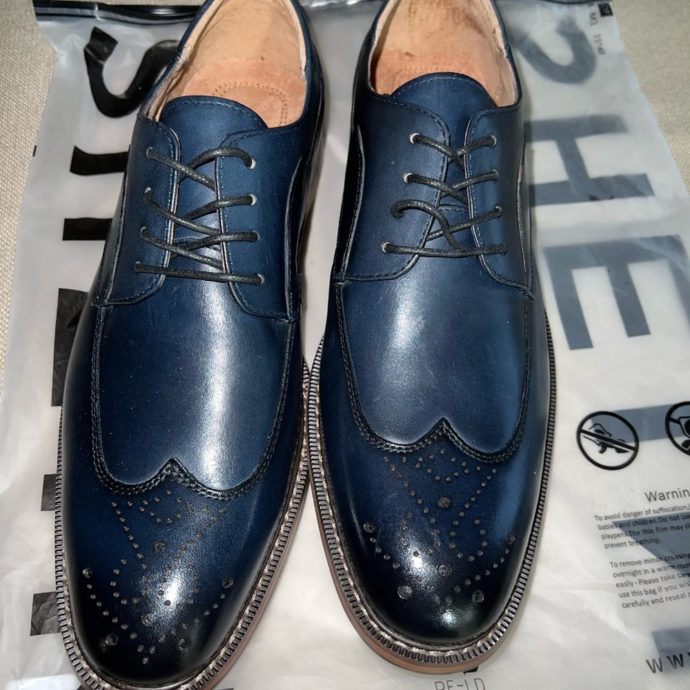 Men dress shoe size 12 M new